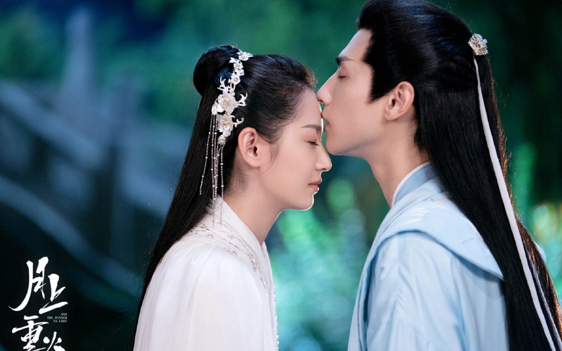 女子蝶泳终点冲刺技术动作，女子蝶泳游泳比赛视频