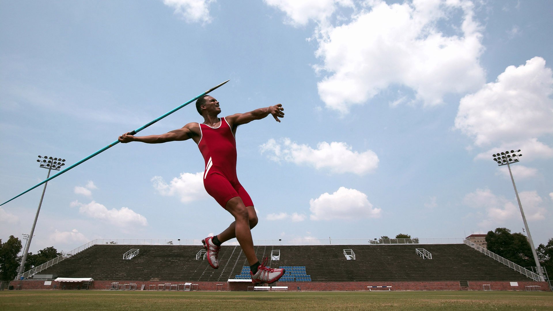 乐鱼体育平台-瑜伽冥想与运动结合，放松身心迎接新挑战，冥想与瑜伽的区别与联系