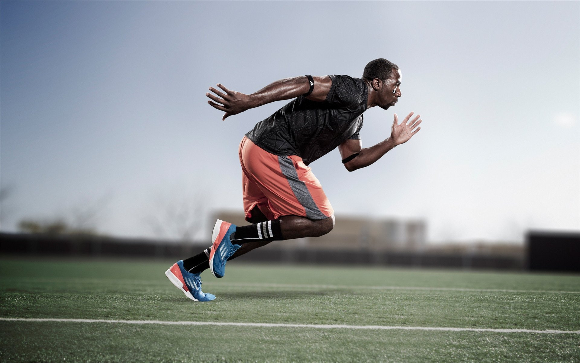 赛场“人性化设计”:智能化设备让比赛更公平、更安全,智能+赛道设计方案